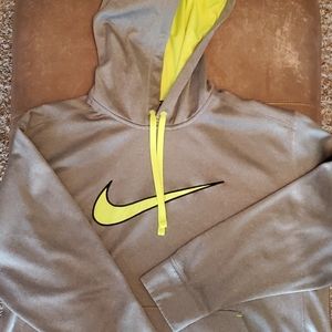 Nike Therma Fit XL hoodie
